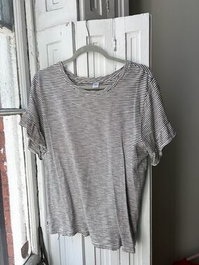 Old Navy Black and White Striped Tee